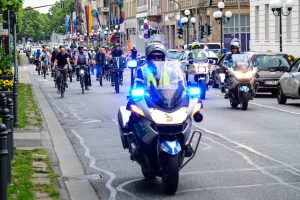 Fahrradkorso durch die Innenstadt. ©2016 Volker Watschounek