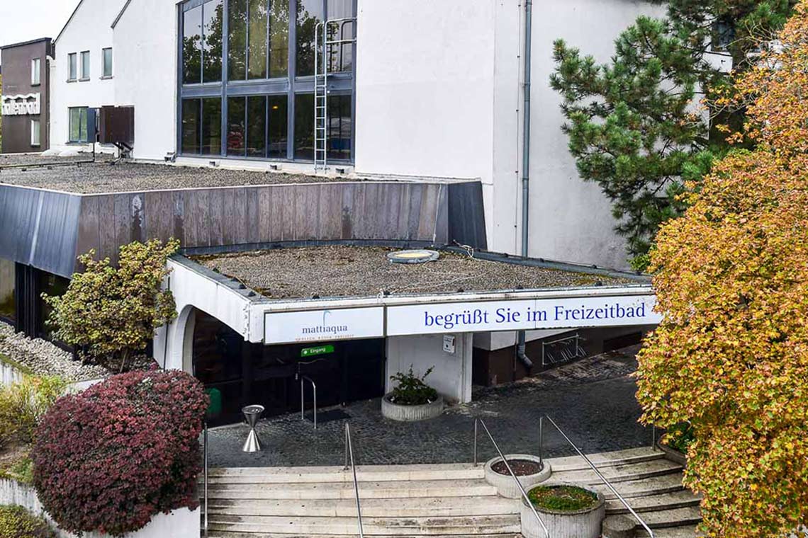 Freizeit Hallenbad Mainzer Straße | Wiesbaden | 50 Meter Sportbecken ©2018 Volker Watschounek