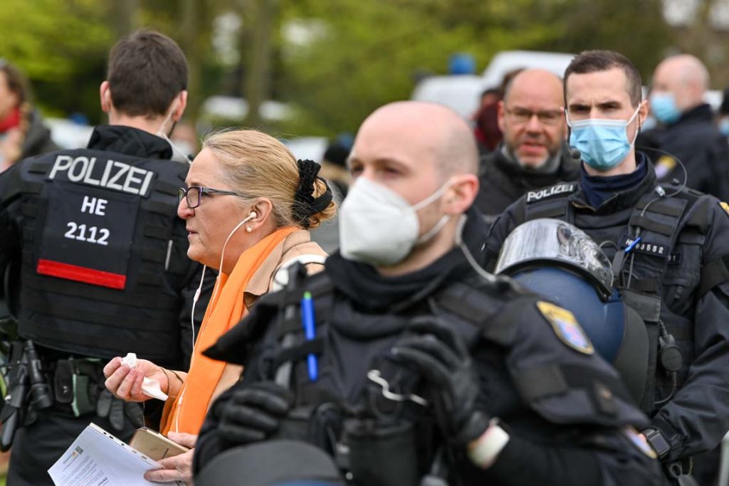 Querdenker Demo in Wiesbaden