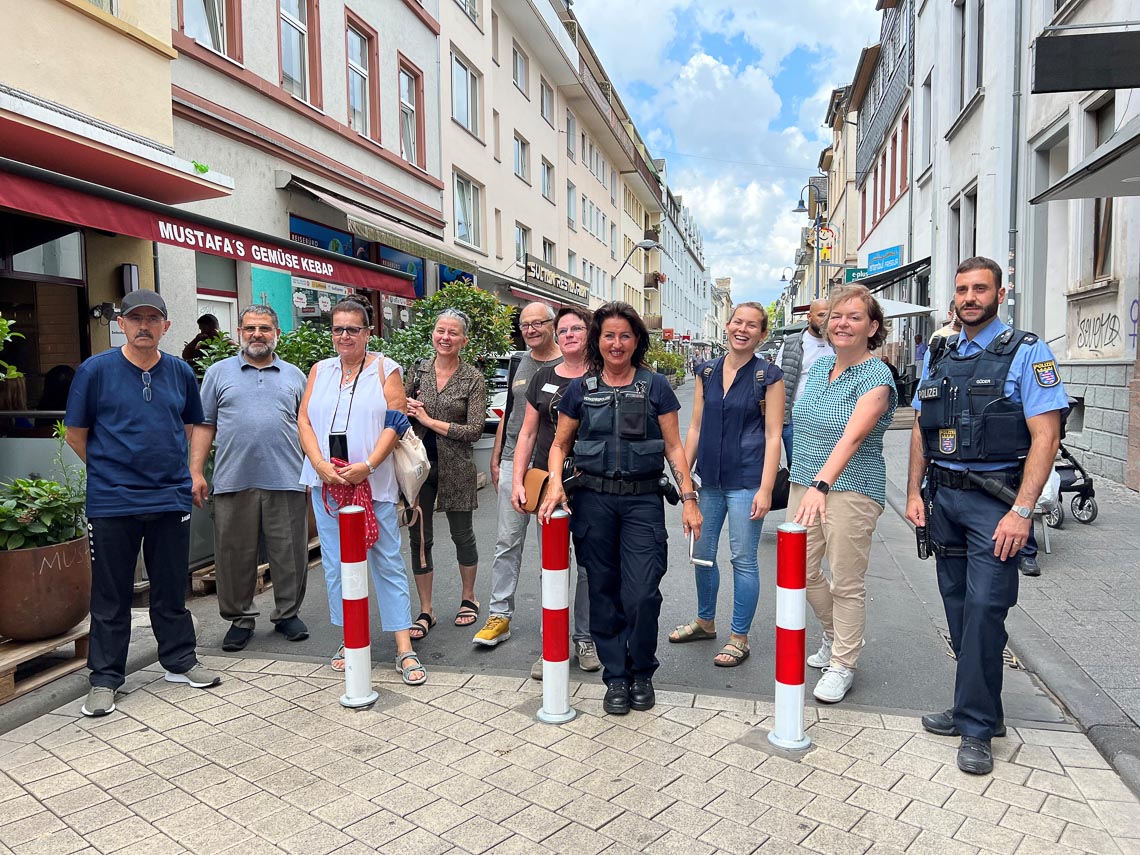 Wellritzstraße, Neue Poller