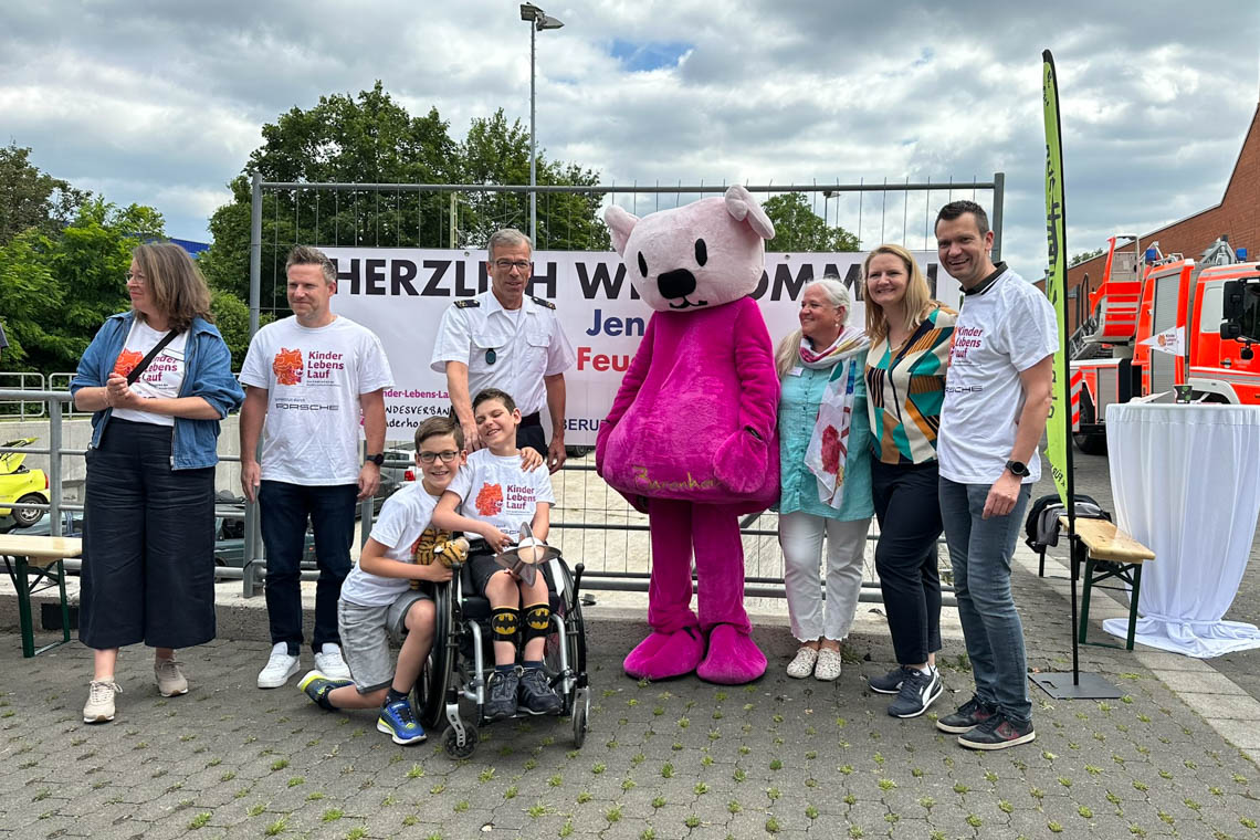 Feuerwehren Wiesbaden und Mainz unterstützen Kinderlebenslauf 2024