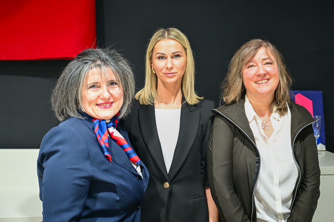 Laleh Sahamohammadi (Leiterin), Monika Andrijoniene und Ines Arnold: Ansprechpartner im Zukunftswerk.