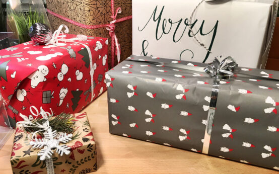 Geschenk, Weihnachtsgeschenk, Wunschbaum