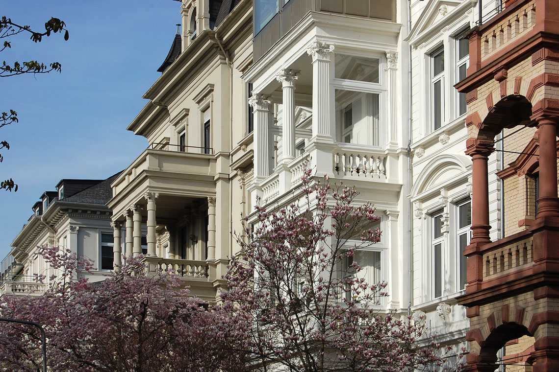 Adolfsallee von Künstlern, Stadtplanern und Widerstand Wiesbaden lebt Adolfsallee von Künstlern, Stadtplanern und Widerstand Wiesbaden lebt