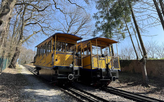 Nerobergbahn im Bild a Wechselpunkt.
