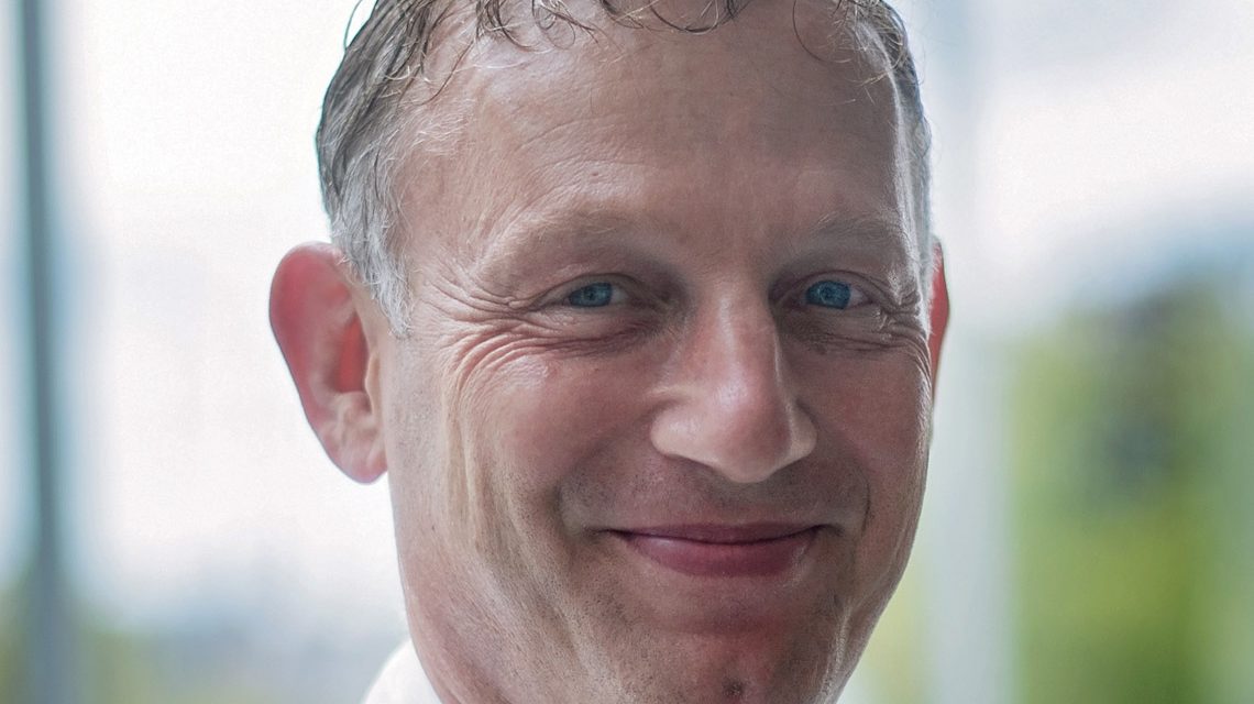 Prof. Dr. Dr. med. Bertram Scheller seit 1. Juli neuer Chefarzt