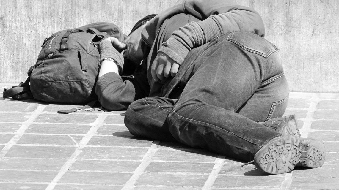Obdachloser – Ben Kerckx auf Pixabay