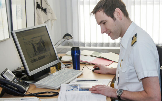 Schreibstube ©2020 Flirckr / Wir. Dienen. Deutschland. Folgen / CC BY-ND 2.0