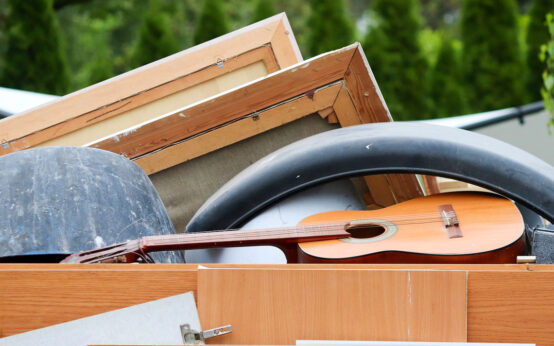 Sperrlmüll ©2020 Manfred Richter auf Pixabay