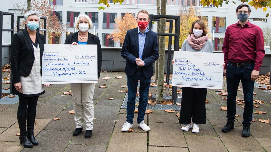 Adriana Ruiz, Dr. Karin Falkenstein, Cristoph Manjura, Eduard Galyschew, Alena Romph Brautpaar der Woche Foto: Volker Watschounek