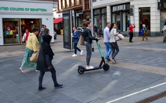 Mit e-Scooter in Wiesbaden