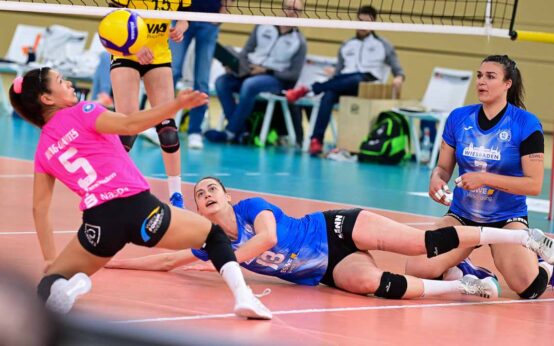 VCW - USC Münster, Rücklrundenstart:_ Wong-Orantes, Ashley-Evans., Marijeta-Runjic