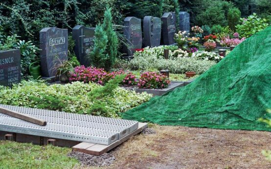 Maximal 25 Trauergäste bei Trauerfeiern