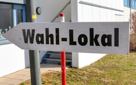 Kommunalwahlen / Wahllokale / Europawahl in Wiesbaden