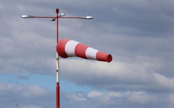 Sturm, Windgeschwindigkeit bis zu 100 km/h