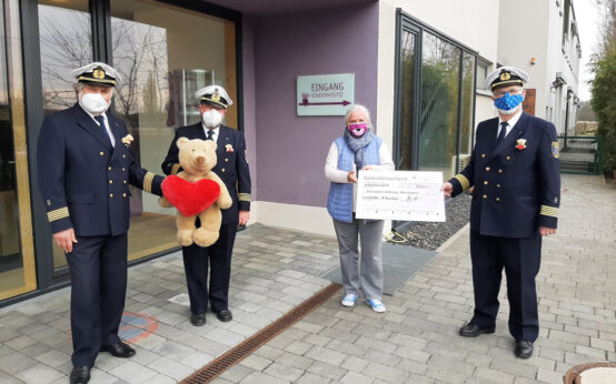 Wasserschutzpolizei an der Seite von Bärenherz