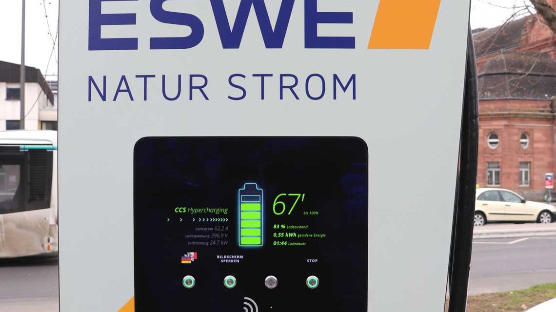 Turbo-Tanke für E-Fahrzeuge eröffnet