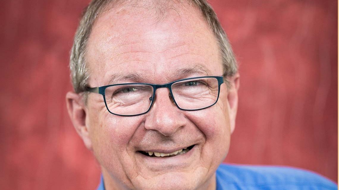 Foto: Pfarrer Martin Fromme wechselt von der Marktkirche nach Biebrich. Am Ostermontag wird er verabschiedet. Foto ©2021 Axel Sawert