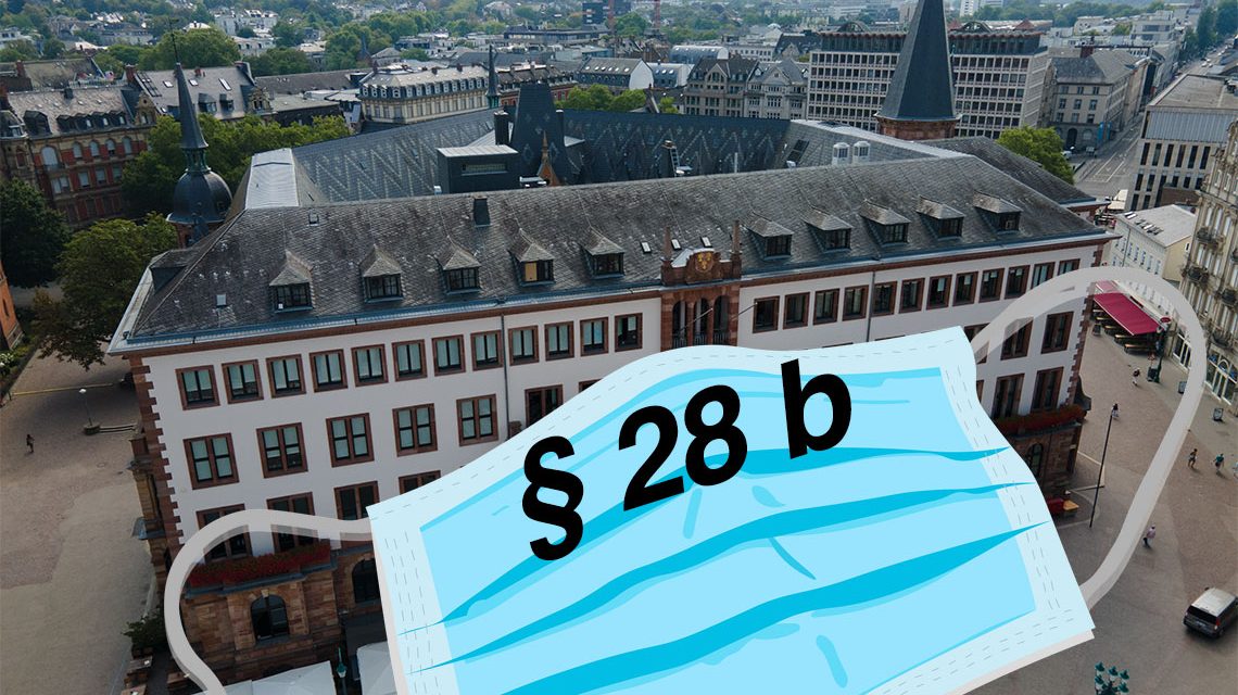 Das neue Rathaus, gleich gegenüber des alten Rathauses. Das Infektionsschutzgesetz gilt auch hier.