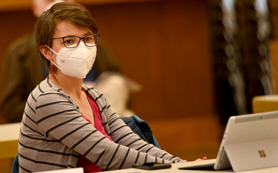 Dr. Uta Brehm bei der konstituierenden Ortsbeiratssitzung in Nordost.