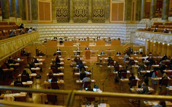 Stadtverordnetenversammlung im Kurhaus.