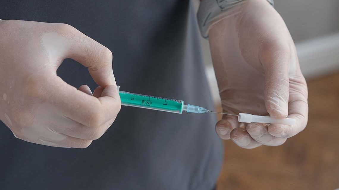 Betriebsärzte, Impfen Foto: Pexels Mikhail Nilov