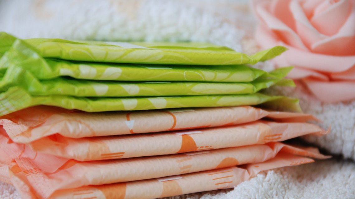 Kostenlose Menstruationsprodukte, Binden