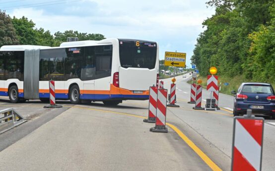 Links abbiegen auf der Autbahn