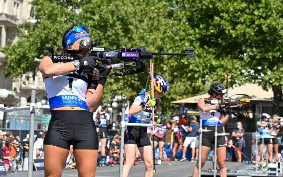 Dorothea Wieler beim City Biathlon in Wiesbaden
