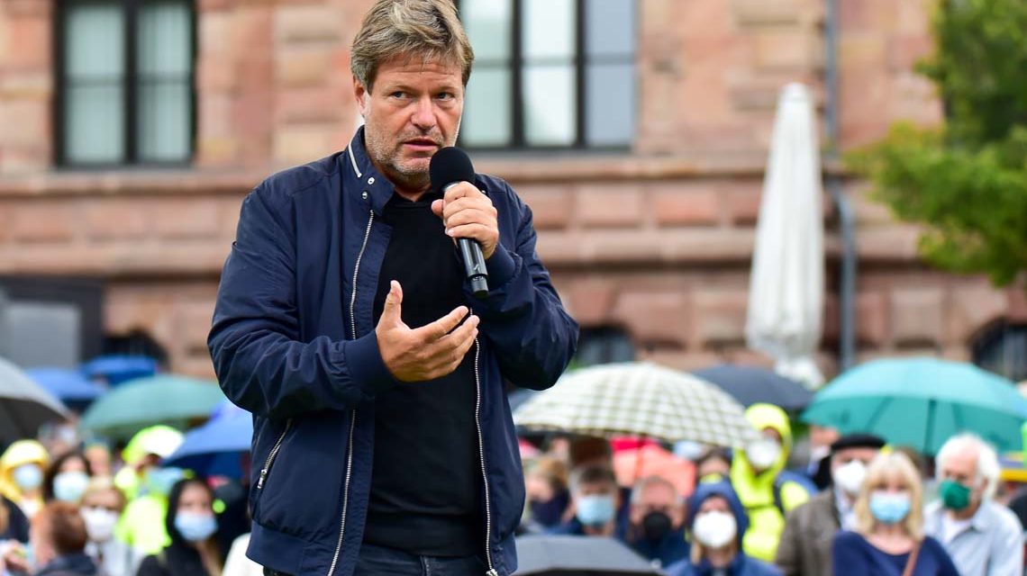 Robert Habeck wirbt in Wiesbaden für einen Politikwechsell