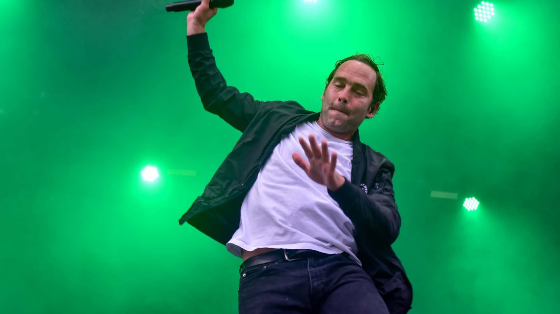 Axel Bosse, besser bekannt als Bosse, bei den Picknick Konzerten in Wiesbaden