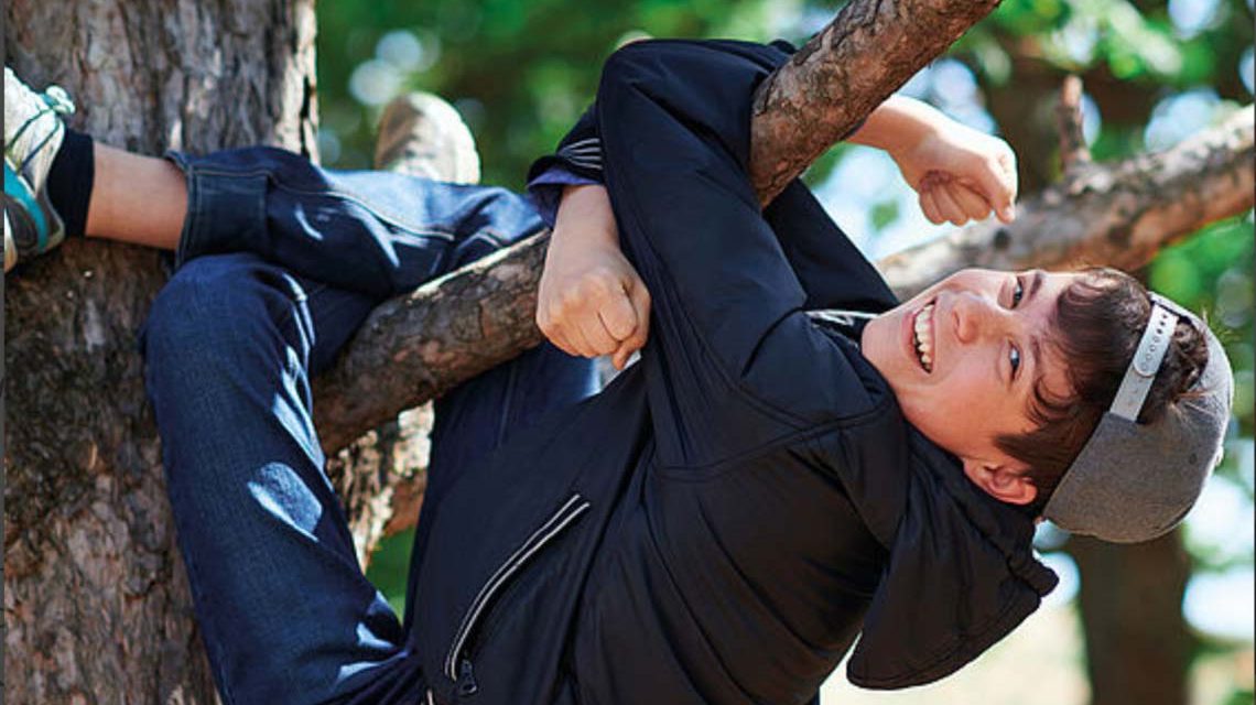 Erziehungsstile: Vertrauen statt Kontrolle: Raus aus der Helikopterfalle