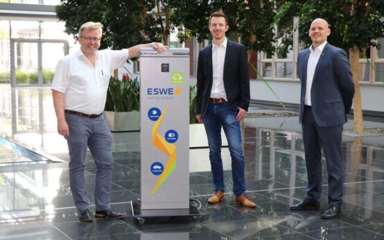 Diakoniestation gewinnt ESWE-Ladesäule