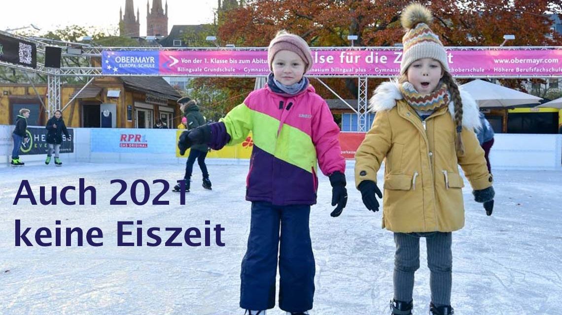 Letzte Eiszeit 2019, zwei Kinder haben ihren Spaß am Schiller Denkmal.