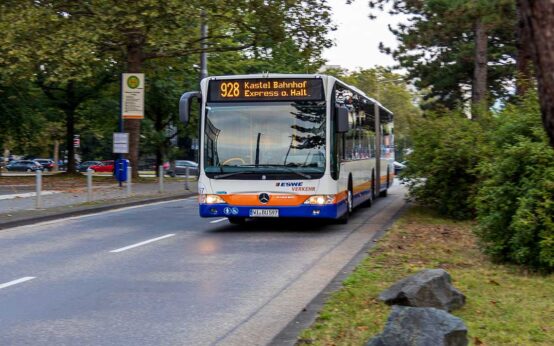 Neue Expressbuslinie 928 wird bis zum 23. Dezember 2021 verlängert
