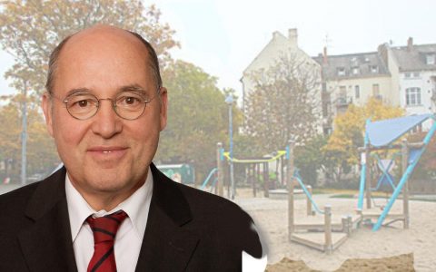 Gregor Gysi am Wallufer Platz