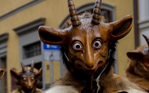 Halloween: Tiermasken in der Fasanerie basteln
