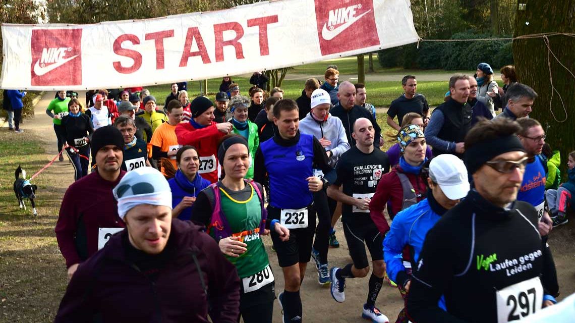 Start zum Berglauf: „Auf die Platte fertig los“