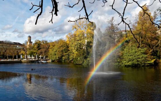Wiesbadens Kurpark im Herbst