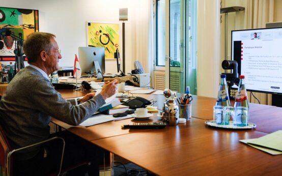 Virtuelles Treffen des Strategieforums