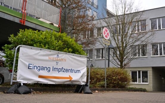 Sonderimpfaktion: 5- bis 11Jährige Kinder werden in der DKD Helios Klinik geimpft.