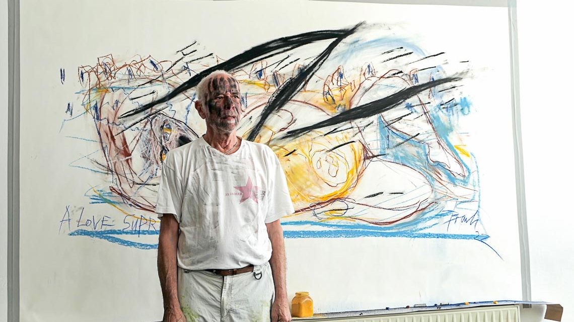 Kunstarche; Bernd Brach nach Fertigstellung seines Kunstwerks