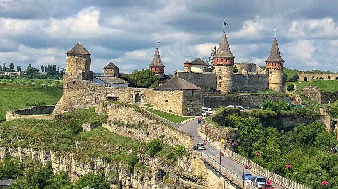 Die Festung Kamenez-Podolski Von Grzegorz Gołębiowski - Eigenes Werk, CC BY-SA 4.0, https://commons.wikimedia.org/w/index.php?curid=80609572