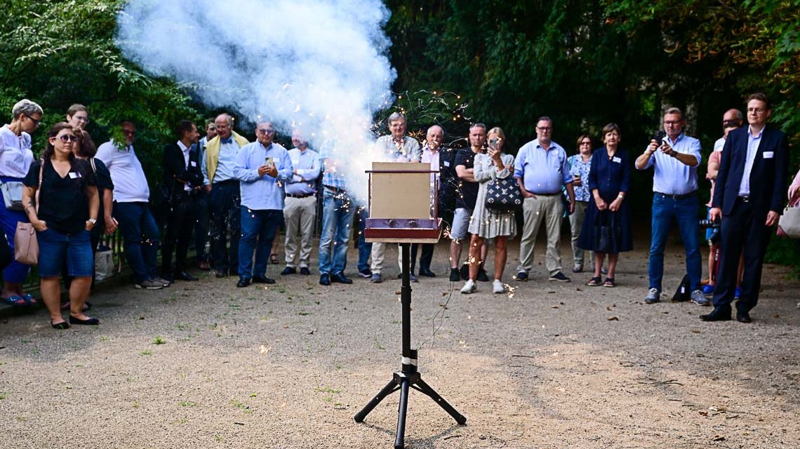 Versuchsaufbau, wie sicher sind Batterien?