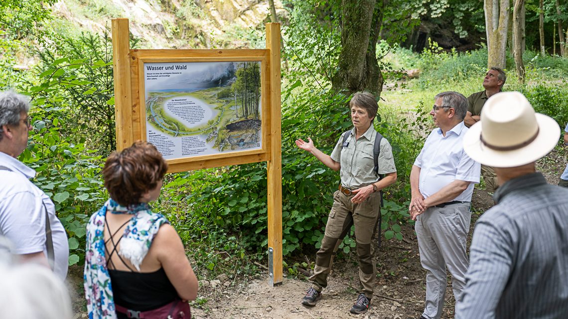 Themenweg Wasser im Nerotal, Sabine Rippelbeck, Leitung Stadtwald