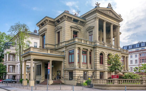 Villa Clementine, Literaturhaus, Bild Benjamin Dahlhoff - Eigenes Werk, CC BY-SA 3.0, https://commons.wikimedia.org/w/index.php?curid=26580718, Kathrin Bach