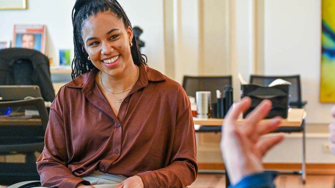 Archivfoto: Deborah Levi im Kultusministerium