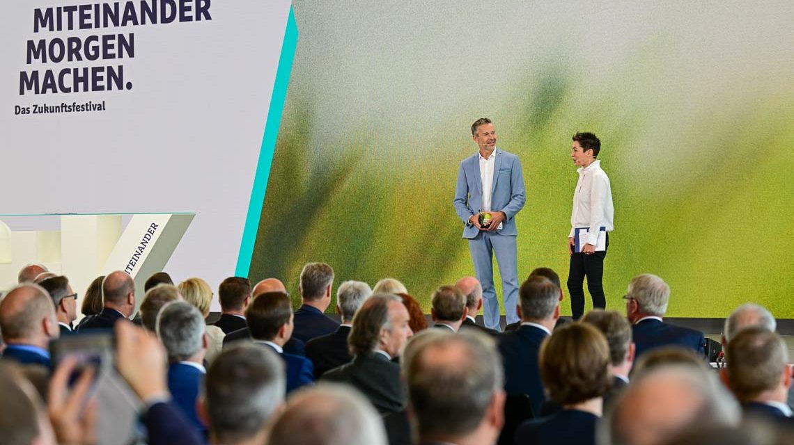 Dunja Hayali und Dirk Steffens eröffnen das Zukunftsfestival