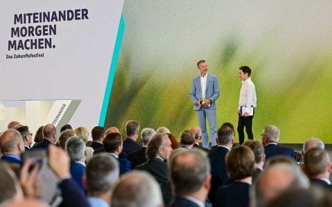Dunja Hayali und Dirk Steffens eröffnen das Zukunftsfestival