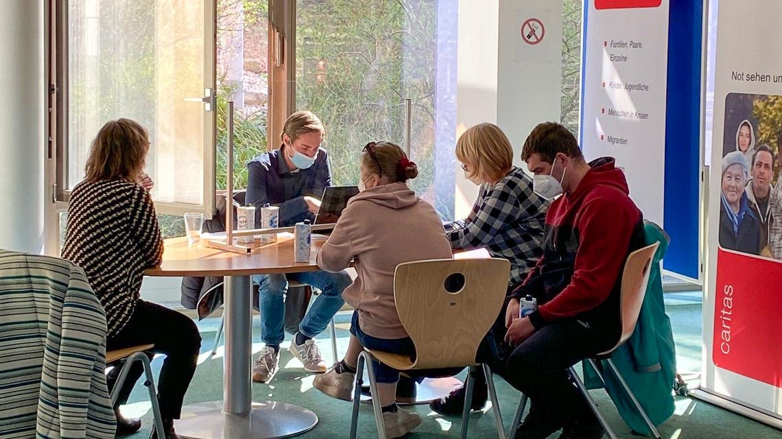 Amos-Stiftung: Fünf Initiativen für besonderes Engagement ausgezeichnet